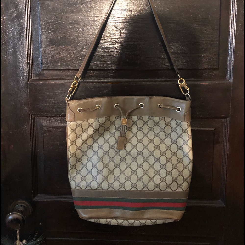 Gucci shoulder bag